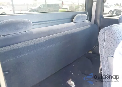 1996 GMC Sierra C1500 from USA, damaged, VIN 2GTEC19M9T1549391